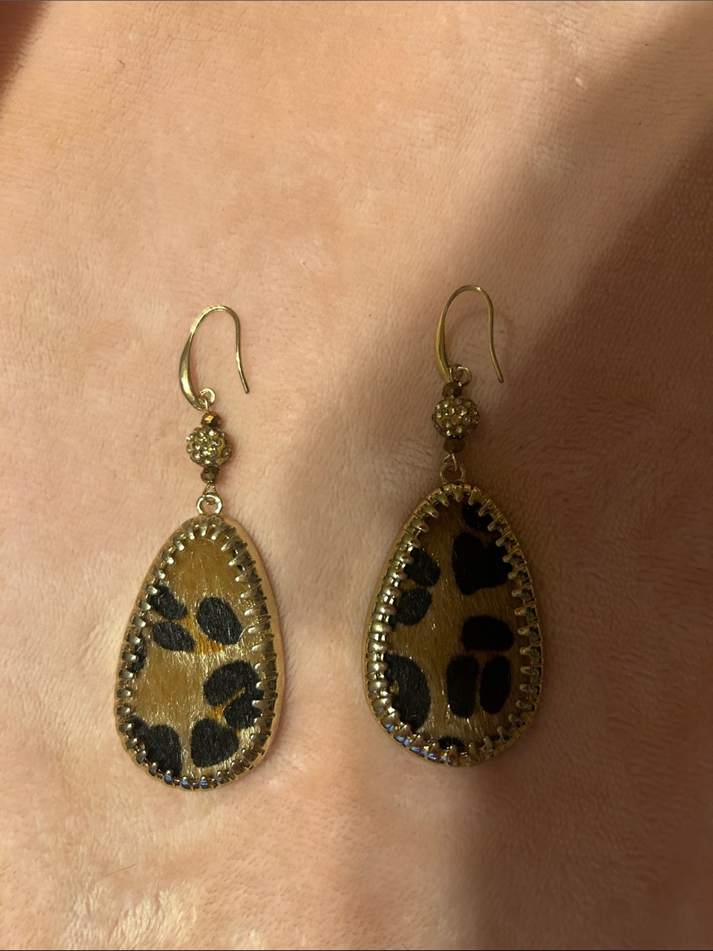 Leopard Print Teardrop Dangle Earrings - Gold-tone